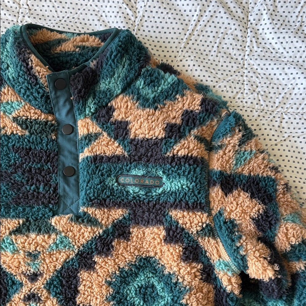 Geometric Patterned Fleece Pullover - image 2